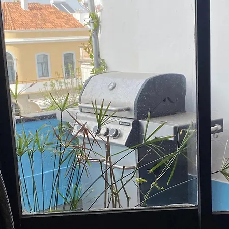 The Island Hostel&café Lagos
