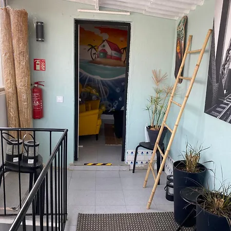 Hostal The Island Hostel&café Lagos