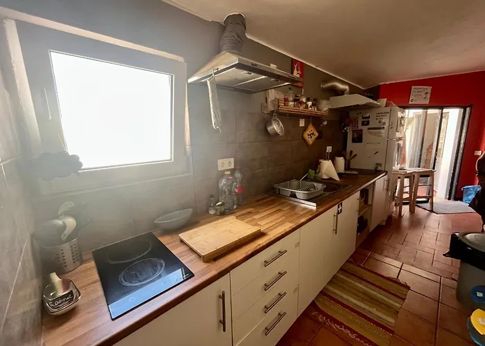 The Island & Cafe * 拉哥斯