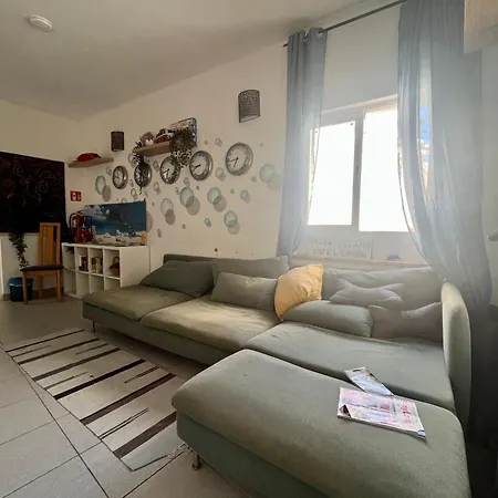 Auberge de jeunesse The Island Hostel&café *